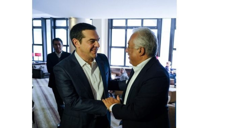 Ο Τσίπρας έδωσε συγχαρητήρια στον Αντόνιο Κόστα: Βατερλό έπαθαν τα δύο κόμματα της πορτογαλικής αριστεράς
