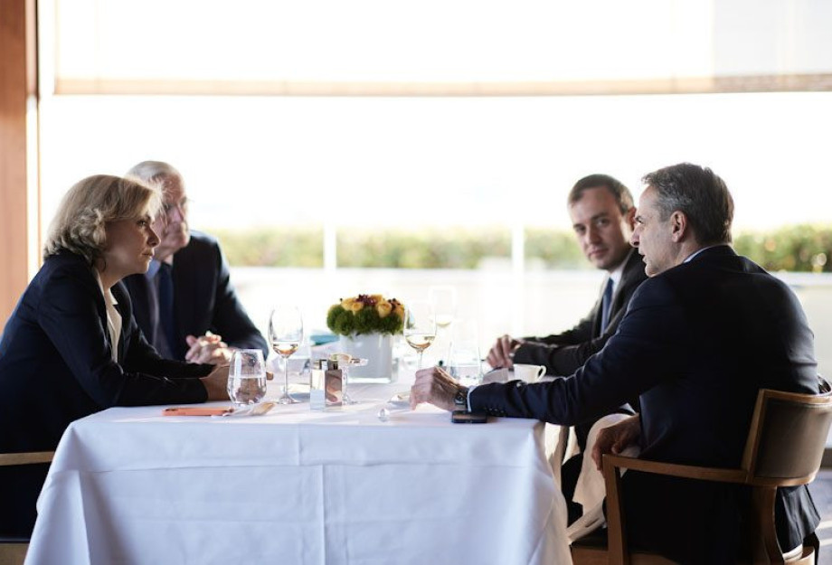 Στη συνάντηση Μητσοτάκη – Valérie Pécresse: Παρών ο Τάσος Χατζηβασιλείου