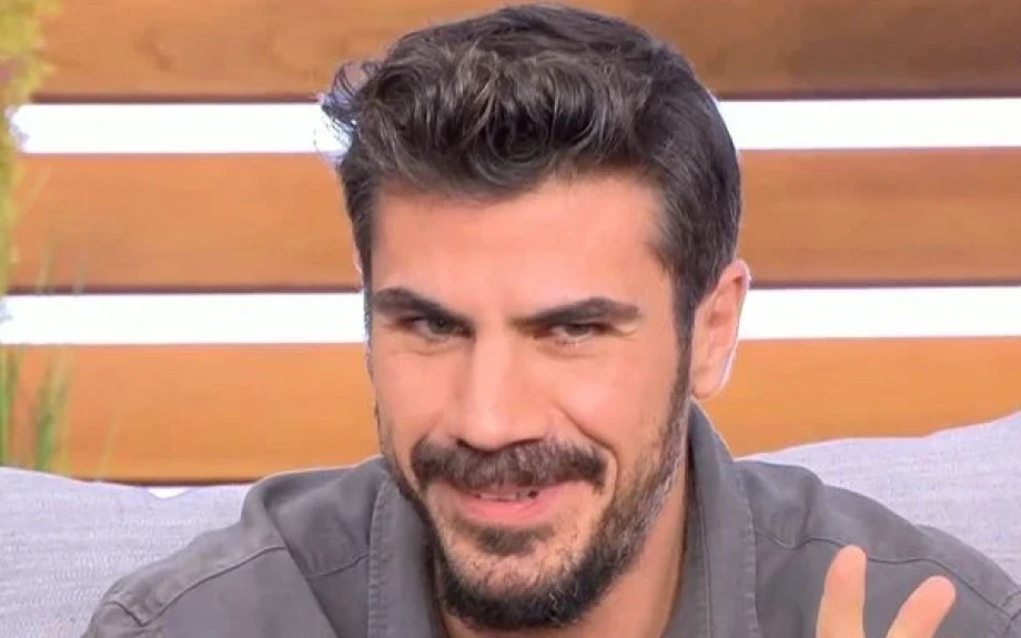 Άκης Πετρετζίκης: Για πρώτη φορά μίλησε για τα «λουκέτα» στην επιχείρησή του