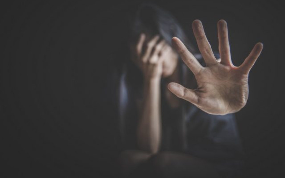 Ηλεία: Καταγγελία 19χρονης – Την κρατούσε φυλακισμένη, τη βίασε και τη χτυπούσε