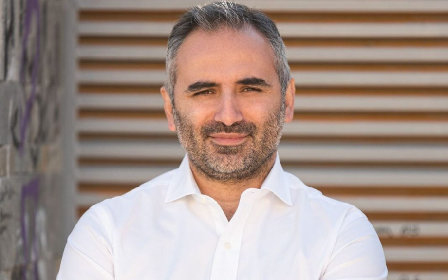 Κώστας Καρπουχτσής : Λεφτά υπάρχουν, αλλά όχι για τη «ραχοκοκαλιά» της ελληνικής οικονομίας…
