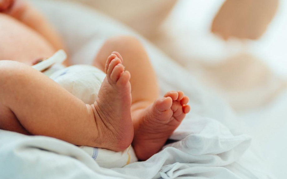 Φρίκη: Μητέρα πούλησε το μωρό της για 2.000 ευρώ και μετά το μετάνιωσε
