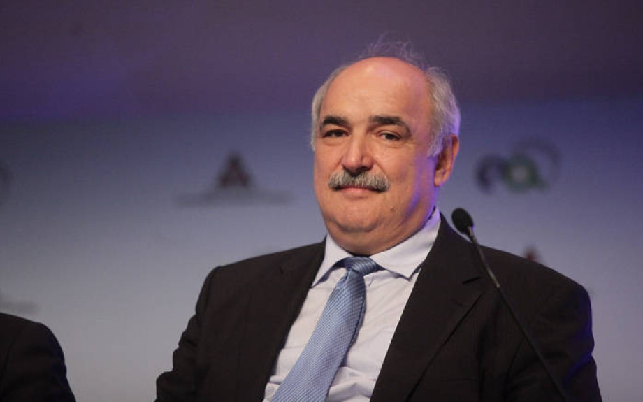 Μάρκος Μπόλαρης: Καμπανάρηδες πασχάλιοι