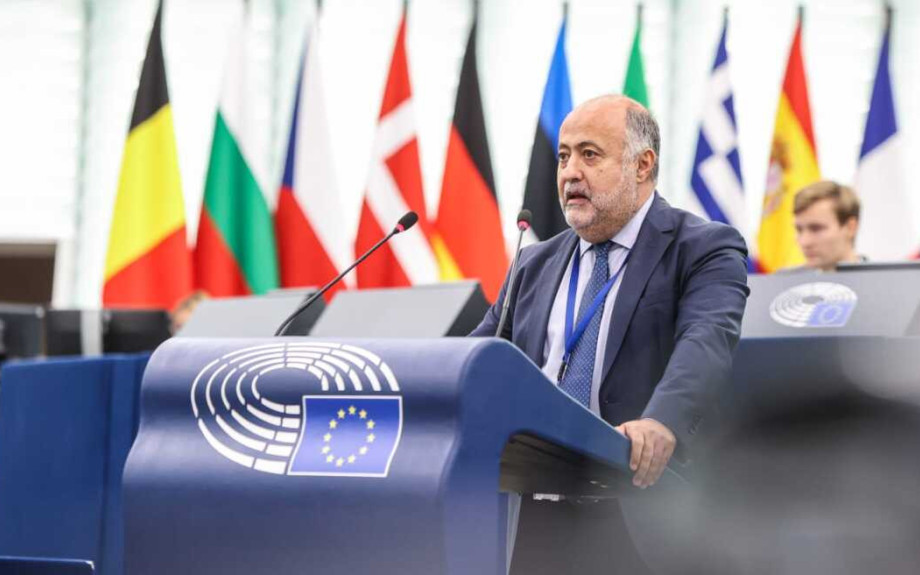 Δημήτρης Τσιόδρας: Μέτρα αντιμετώπισης για την παράνομη διακίνηση φαρμάκων μέσω διαδικτύου
