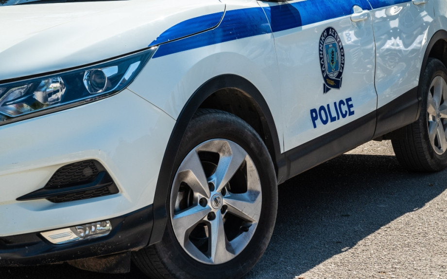 Θεσσαλονίκη: Συνελήφθη 17χρονος για τον ξυλοδαρμό συνομήλικού του - Χειροπέδες και στη μητέρα του