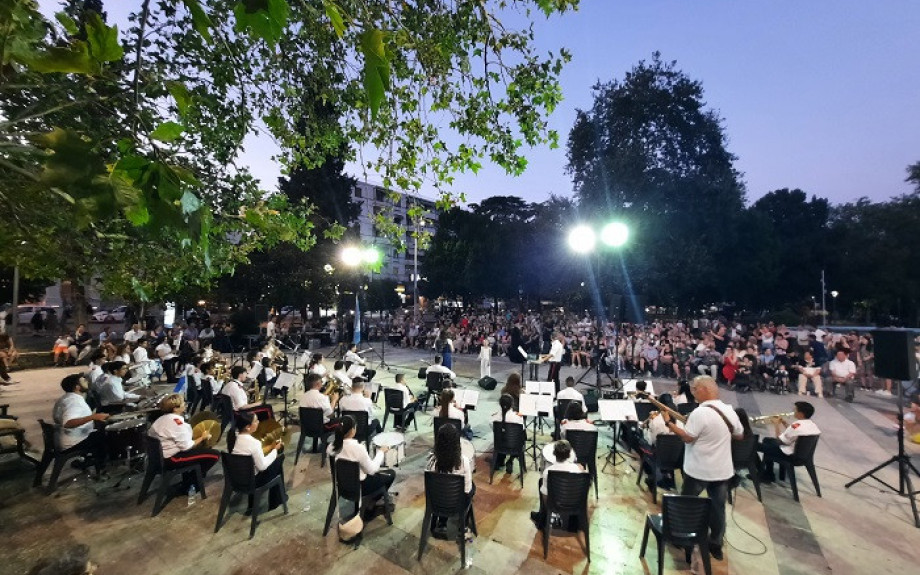 «Μάγεψε» η Φιλαρμονική μπάντα του Δήμου Σερρών