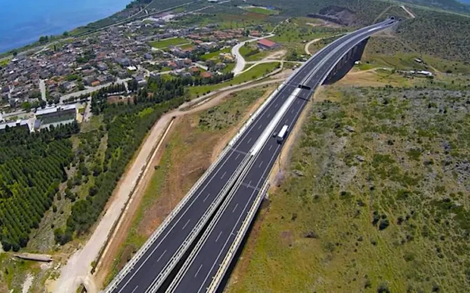 Κρήτη: Πάνω από 1.000 πρόστιμα από την Τροχαία το τριήμερο του Αγίου Πνεύματος