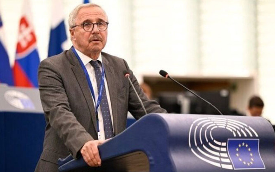 Γ. Μανιάτης: Η Ευρωπαϊκή Άμυνα δεν χωράει ούτε Τουρκία, ούτε μείωση των κοινωνικών δαπανών