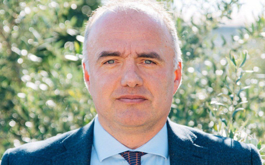 Ο Γιώργος Στάμτσης, ιδιοκτήτης μονάδας παραγωγής και τυποποίησης ακτινιδίων και επιχειρηματίας και υποψήφιος βουλευτής;