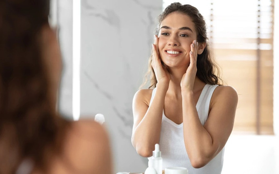 Online Shopping: Πέντε tips για να αγοράσετε το ιδανικό foundation χωρίς να το δοκιμάσετε!