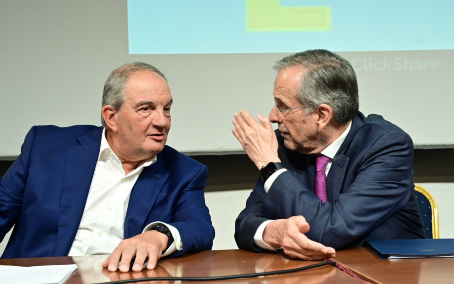 Κώστας Καραμανλής: «Φούντωσε» τα σενάρια η «εισβολή» του στο διαδίκτυο για τα πολιτικά του σχέδια