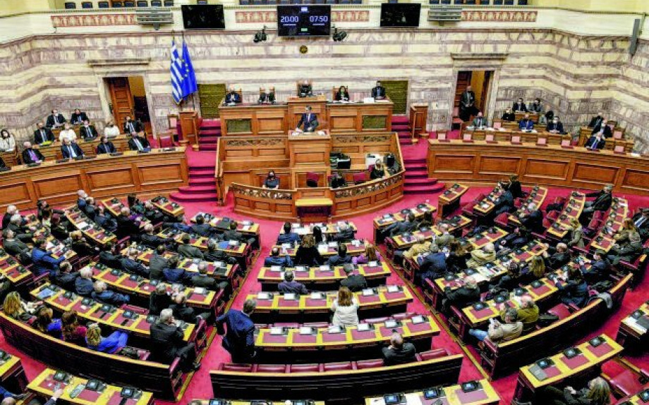 Στο Δικαστικό Συμβούλιο παραπέμφθηκε ο Καραμανλής για την υπόθεση των Τεμπών