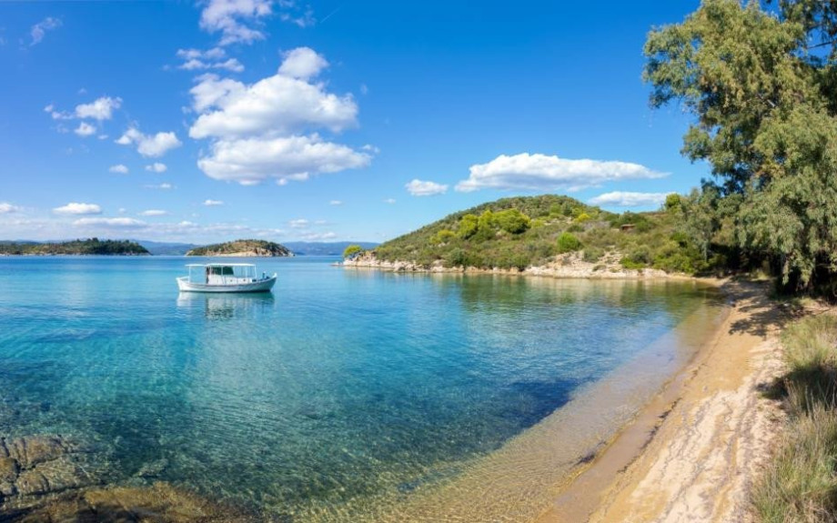 Χαλκιδική: Μείωση επισκεψιμότητας και δαπάνης φέτος λένε οι επιχειρηματίες