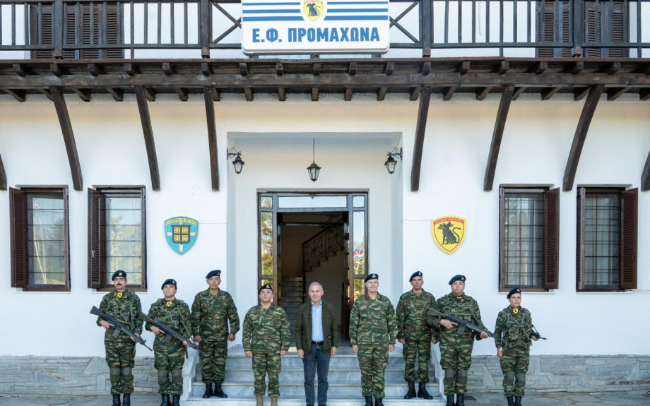 Επίσκεψη ΥΦΕΘΑ Θανάση Δαβάκη σε Στρατιωτικές Μονάδες στην περιοχή των Σερρών και της Δράμας