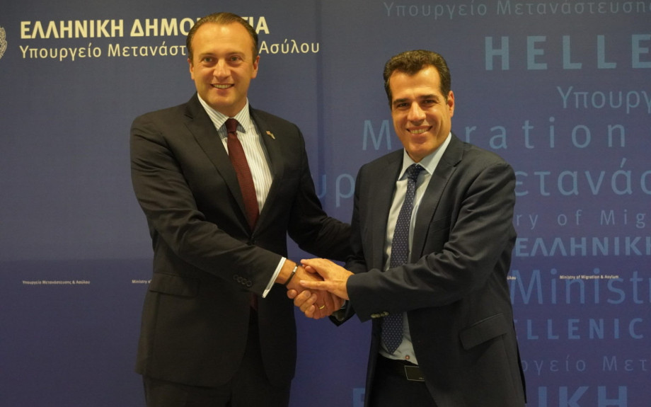 Συνάντηση του Υπουργού Μετανάστευσης και Ασύλου, Θάνου Πλεύρη, με τον Πρέσβη της Γεωργίας στην Ελλάδα