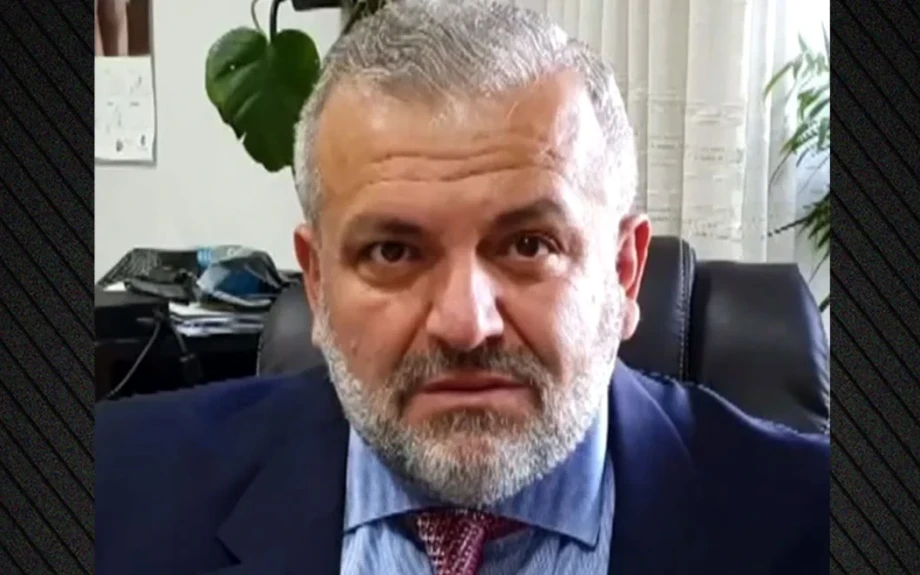 Έκλεψαν το πορτοφόλι γιατρού από την Αμαλιάδα στο μετρό και αναγκάστηκε να ζητιανέψει για να επιστρέψει