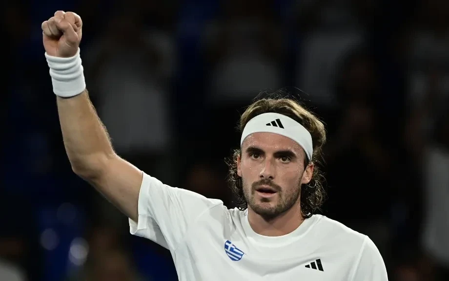 Davis Cup: Έχασε ο Τσιτσιπάς, αποκλείστηκε η Ελλάδα