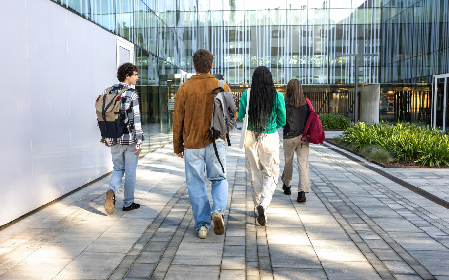 Νέο ρεκόρ εγκεκριμένων αιτήσεων για την υποστήριξη μαθητών με εκπαιδευτικό παράλληλης στήριξης