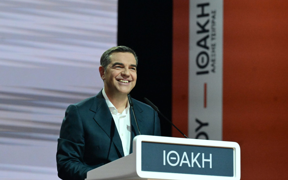 Δημοσκόπηση Prorata -Αίσθηση ασυνέπειας «ως προς τα όσα λέει και πράττει» ο Αλέξης Τσίπρας