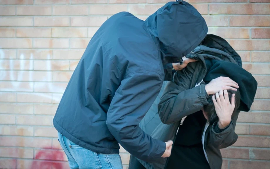 Ηγουμενίτσα: Φοβήθηκε μη δεχτεί επίθεση και δεν επενέβη η καθηγήτρια που συνελήφθη για τη μαθητική συμπλοκή σε λύκειο