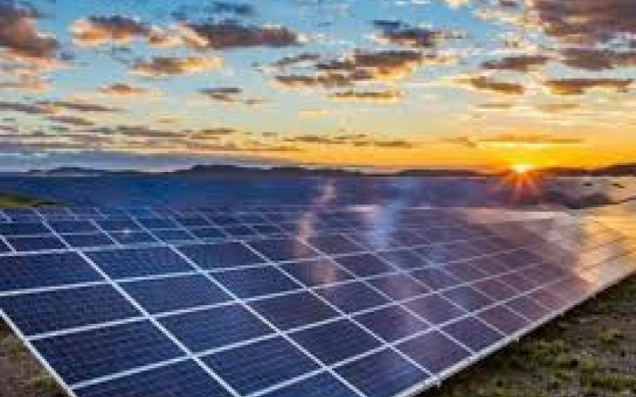 Διανομή εντύπου εταιρείας που επιδιώκει εγκατάσταση Φ/Β πάρκου στην Κορμίστα