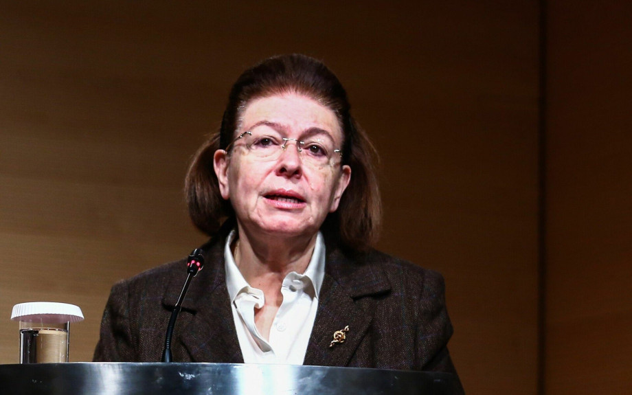 H Λίνα Μενδώνη για την απώλεια του Νίκου Στεφάνου