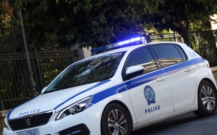 Νέο Ηράκλειο: 16χρονος λήστεψε 12χρονες με απειλή μαχαιριού – Έκλεψε το κινητό της μίας και αργότερα συνελήφθη