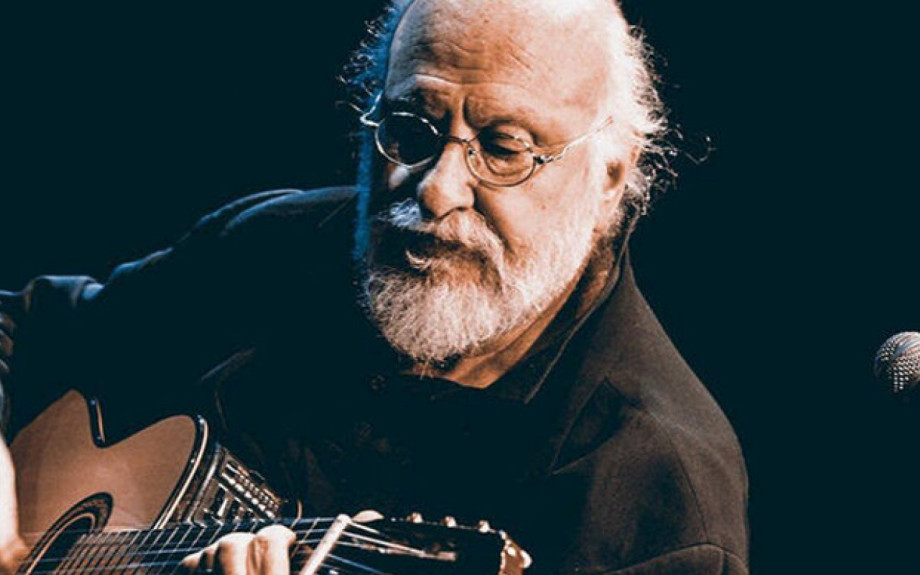 Η ΠΕΔΚΜ αποχαιρετά με συγκίνηση τον Διονύση Σαββόπουλο