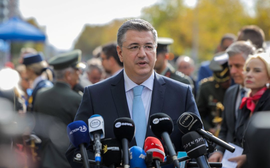 Α. Τζιτζικώστας από τη στρατιωτική παρέλαση της Θεσσαλονίκης: «Η Ελλάδα συνεχίζει να συμβάλλει καθοριστικά στην άμυνα και την προστασία των ευρωπαϊκών συνόρων, ως πυλώνας σταθερότητας και αποτροπής για την ευρύτερη περιοχή»