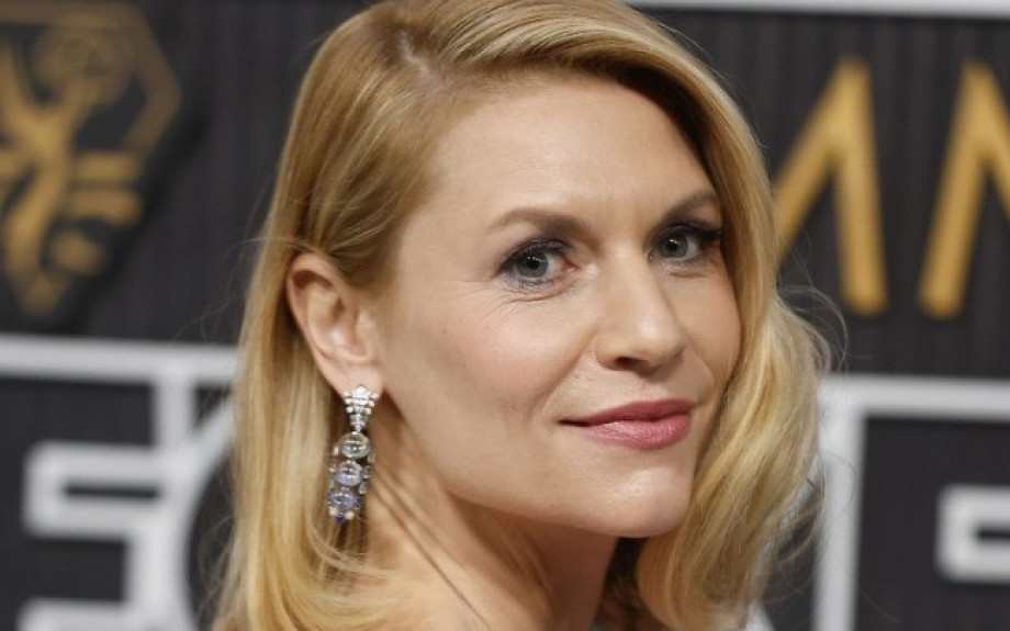 Οι Κλερ Ντέινς και Γιούαν ΜακΓκρέγκορ πρωταγωνιστούν στο νέο ψυχολογικό θρίλερ του Hulu «The Spot»