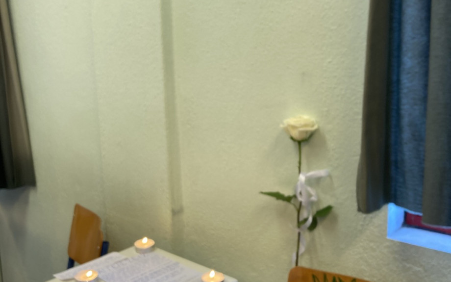 «Για τον Άγγελο»: Συγκλονισμένοι μαθητές και καθηγητές του άτυχου μαθητή στις Σέρρες που έχασε τη ζωή του