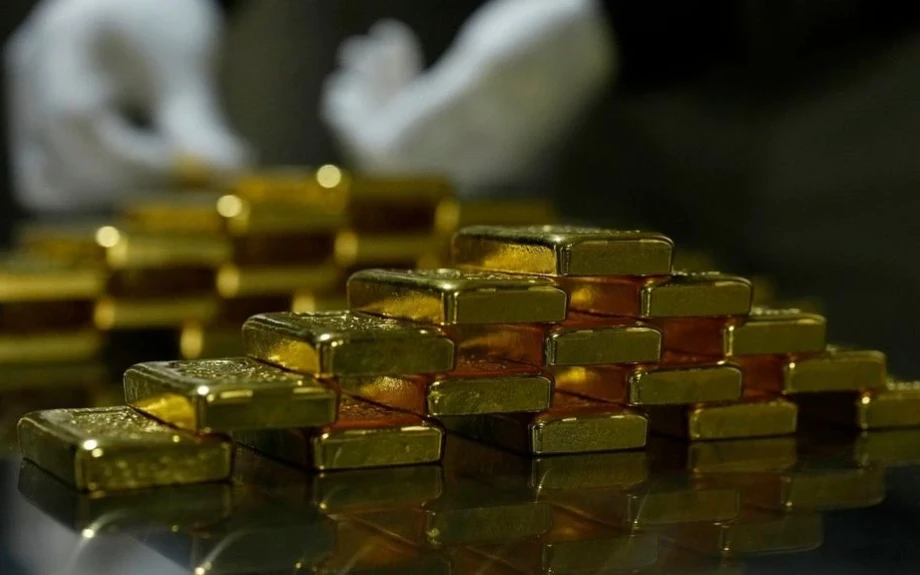 Άνδρας πέταξε κατά λάθος ράβδους χρυσού αξίας 120.000 ευρώ στα... σκουπίδια