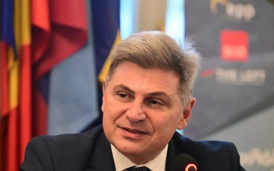 Νικόλας Φαραντούρης -Ο ΣΥΡΙΖΑ απομακρύνθηκε από τα μαζικά κινήματα