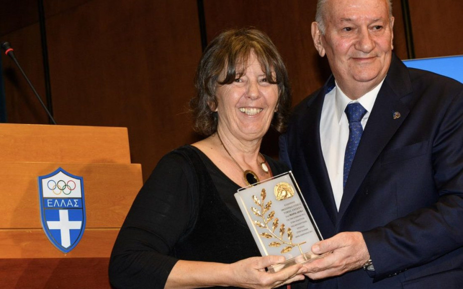 Σέρρες - Βραβεύτηκε η Μαρία Λίγκα για την συμβολή της στην ανάπτυξη της θεραπευτικής ιππασίας