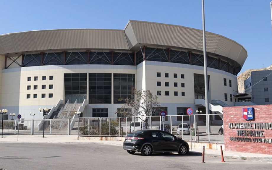 Το Πανεπιστήμιο Πειραιώς απένειμε το βραβείο «Θεμιστοκλής» στον Επίτροπο Βιώσιμων Μεταφορών και Τουρισμού Απόστολο Τζιτζικώστα