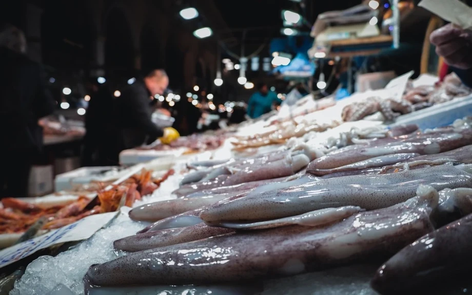 Καθαρά Δευτέρα: Πώς θα λειτουργήσουν σούπερ μάρκετ και εμπορικά καταστήματα - Το ωράριο για Ρέντη και Βαρβάκειο