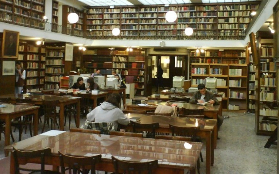 Η Περιφέρεια εξοπλίζει τις βιβλιοθήκες του ΔΙΠΑΕ για να παρέχουν ισότιμη πρόσβαση όλων των φοιτητών