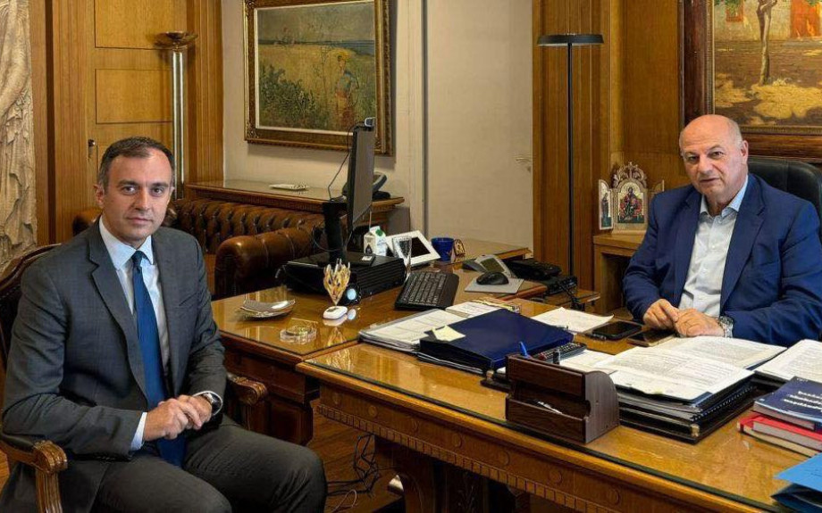 Συνάντηση Χατζηβασιλείου - Τσιάρα για τους αγρότες των Σερρών