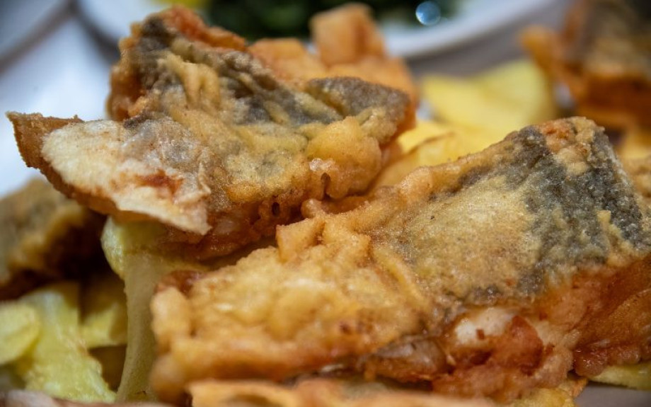 Γιατί τρώμε μπακαλιάρο σκορδαλιά την 25η Μαρτίου;