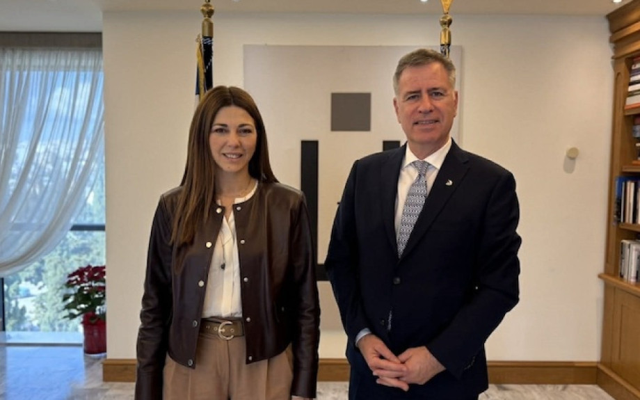 Συνάντηση εργασίας του Πρύτανη του Διεθνούς Πανεπιστημίου της Ελλάδος με την Υπουργό Παιδείας Θρησκευμάτων και Αθλητισμού