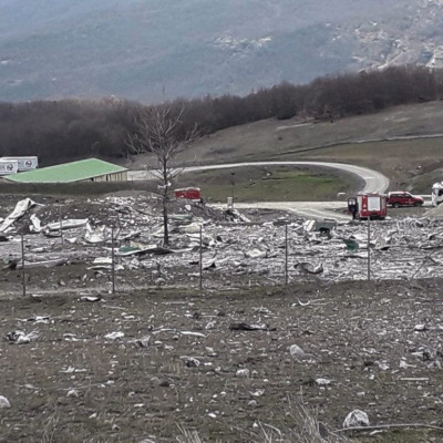 Νεκροί και οι τρεις εργαζόμενοι από την έκρηξη στο εργοστάσιο στο Γρεβενά – Ποιοι ήταν