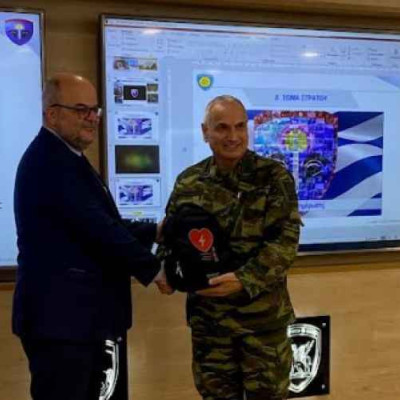 Από τη ΔΕΔΑ: Δωρεά 10 απινιδωτών στο Δ΄ Σώμα Στρατού «ΘΡΑΚΗ»