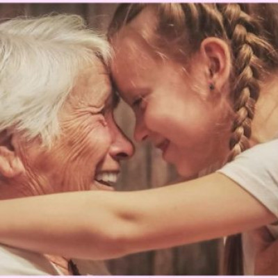 9χρονο κορίτσι με απόλυτη ψυχραιμία έσωσε την ζωή της γιαγιά της όταν εκείνη λιποθύμησε