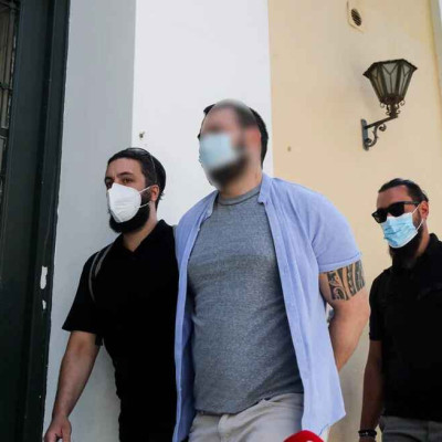 Πρώην παίκτης ριάλιτι: Ήμουν συνοδός με πελάτες ηθοποιούς & επιστήμονες, έδιναν 1.000 ευρώ για μία νύχτα