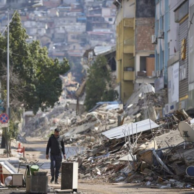 Οι χάρτινες οικοδομές στη Τουρκία!