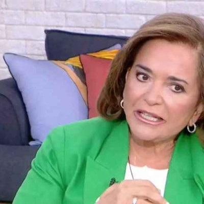 Ντόρα Μπακογιάννη: Έχω κάνει διαθήκη από τα 35 μου, όταν σκότωσαν τον Παύλο – Η Σία Κοσιώνη είναι η καλύτερη νύφη του κόσμου