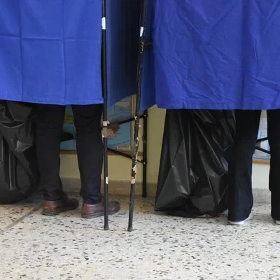 Δημοτικές εκλογές 2023: Ένταση και δύο συλλήψεις σε εκλογικό τμήμα