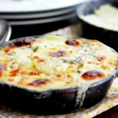 Κλασική γαλλική συνταγή για πατάτες αλά κρεμ