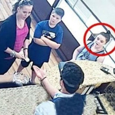 Πήγε Να Πουλήσει Το Δακτυλίδι Της Αλλά Ο Κοσμηματοπώλης… Δείτε Τι Έκανε