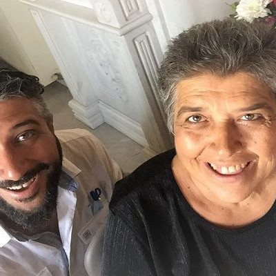 Μάνα, είπες ότι μας αγαπάς και έφυγες. Ηρέμησες από τον καρκίνο.